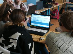 Produktion der Radiosendung mit Schülerinnen und Schülern der GSH.
